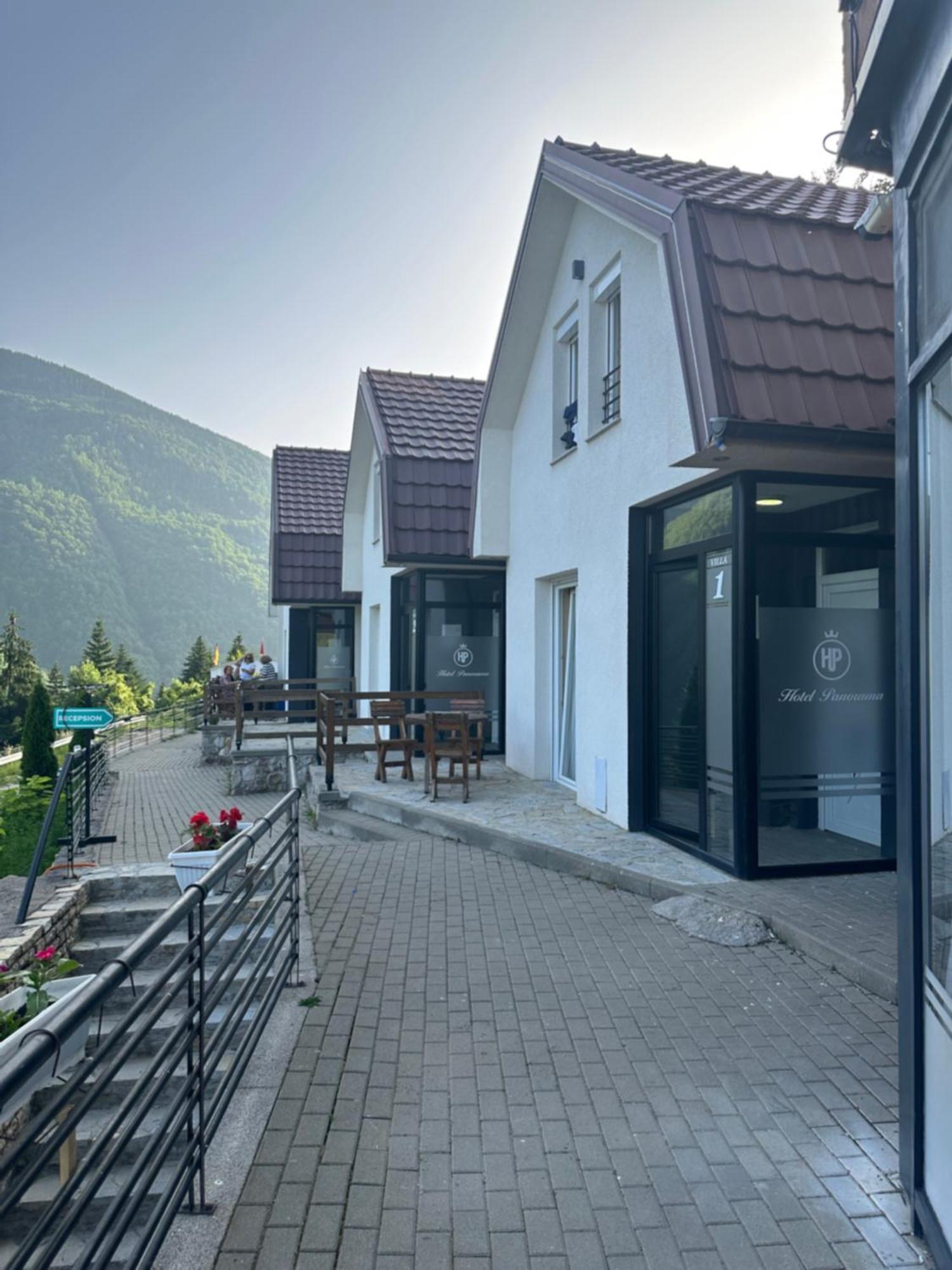 Hotel Panorama Rugove Peje Luaran gambar