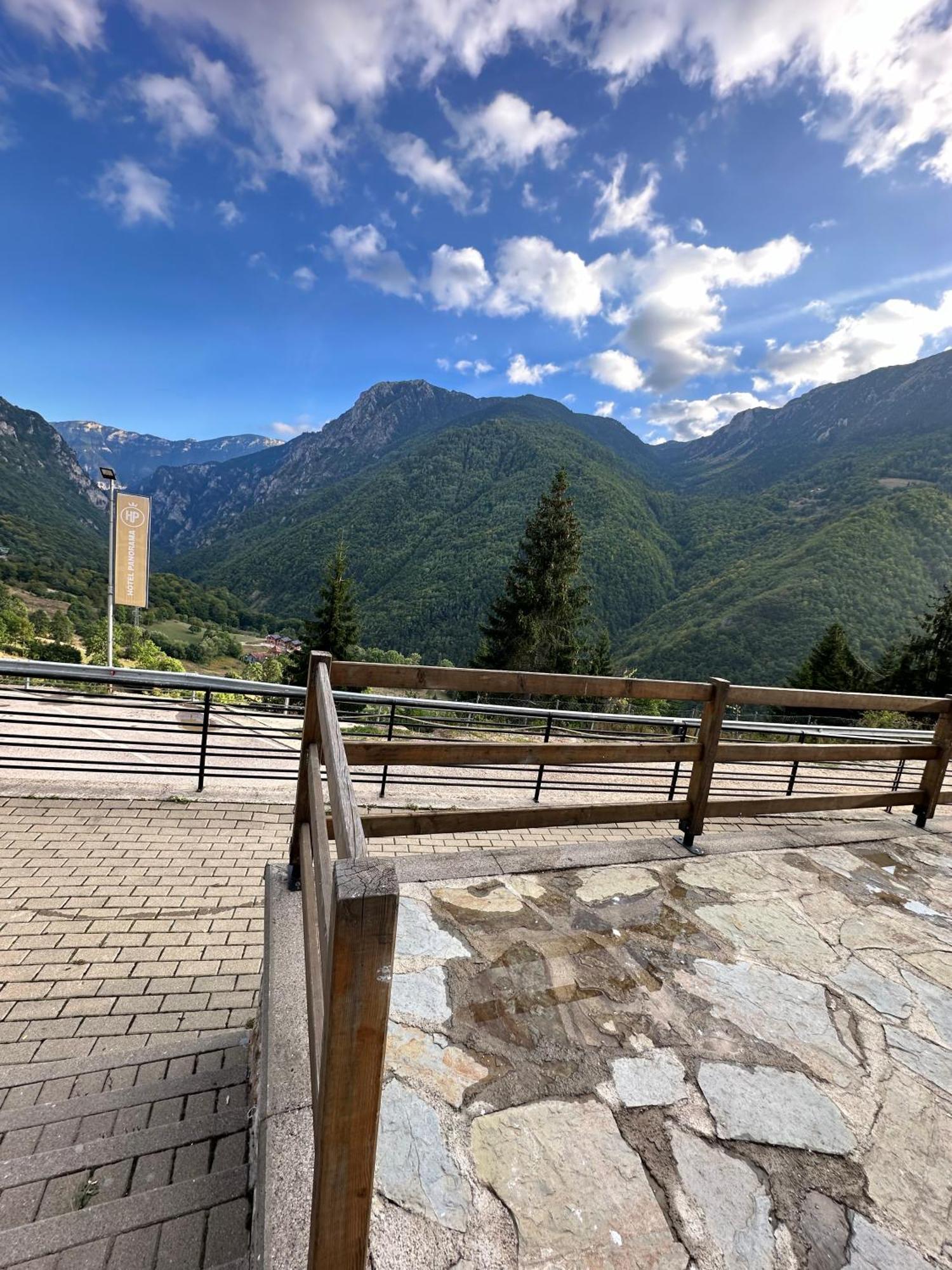 Hotel Panorama Rugove Peje Luaran gambar